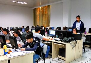 商貿技術系學子全力以赴，全國大學生外貿從業能力大賽激戰正酣